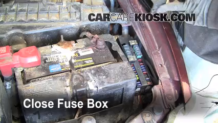 Replace a Fuse: 2000-2003 Nissan Maxima - 2002 Nissan Maxima GLE 3.5L V6